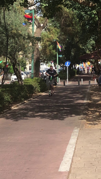 קורקינט בתל אביב