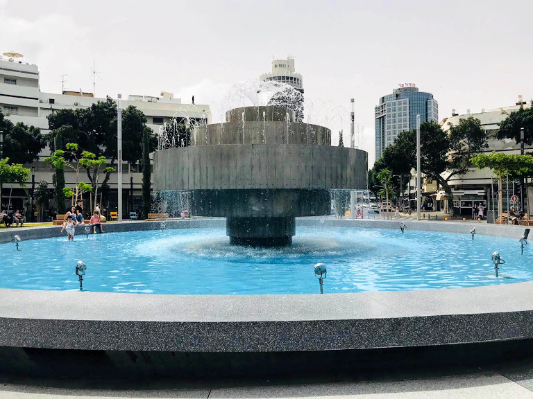 כיכר דיזינגוף תל אביב