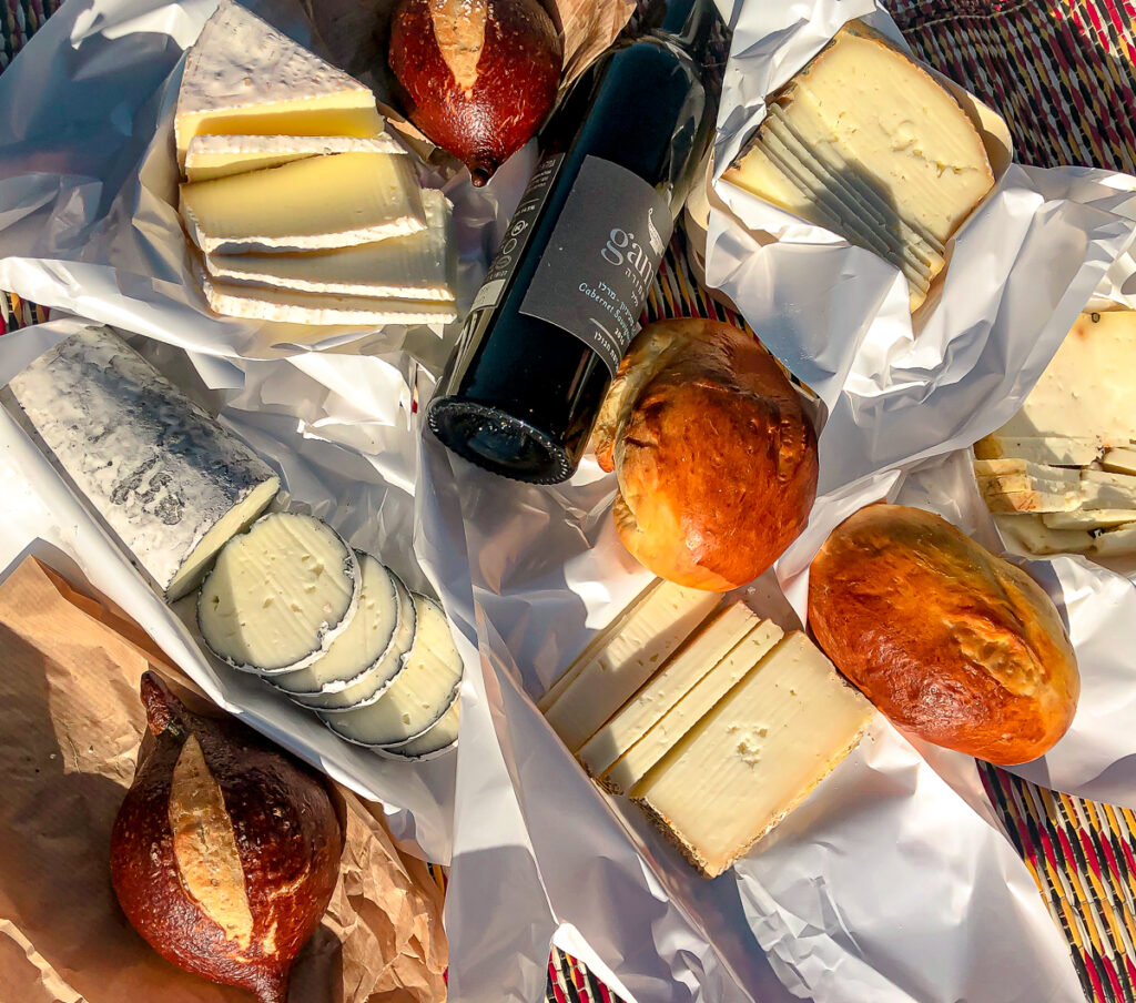 גבינות מחלבת נטור