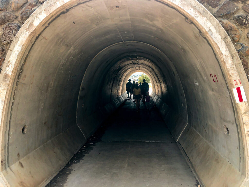 מעבר תת קרקעי למסלול - נחל יהודיה